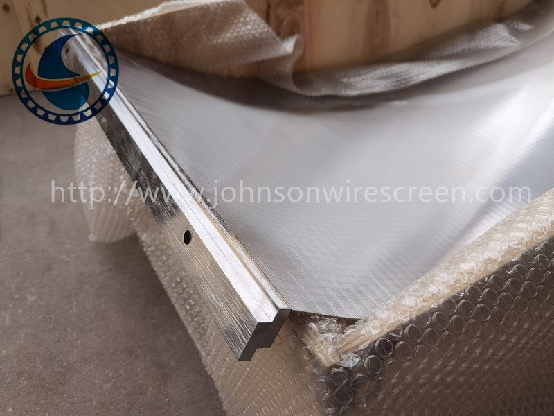 مرشح شاشة قوسية سلك إسفيني SS316L لمعالجة مياه الصرف الصحي