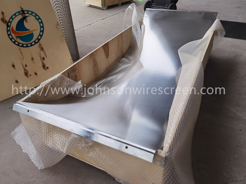 مرشح شاشة قوسية سلك إسفيني SS316L لمعالجة مياه الصرف الصحي